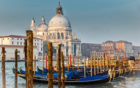Benátky zavedly vstupní poplatky